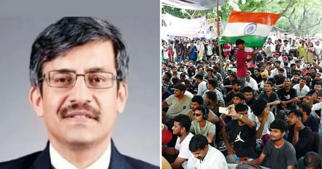 নয়াদিল্লিতে বিক্ষোভ: শিক্ষা সচিবকে অপসারণ করল ভারত