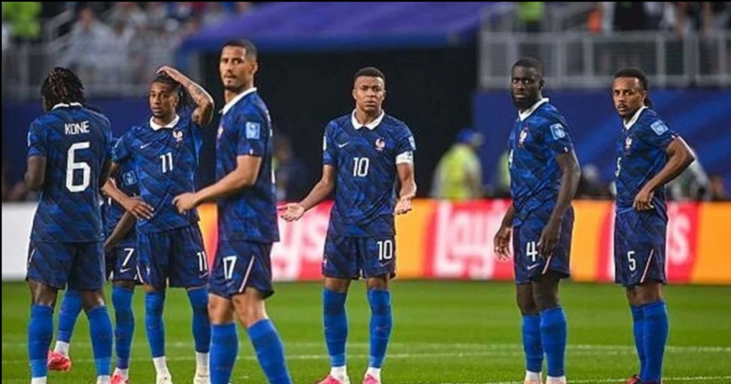 প্যারাগুয়ে ম্যাচের আগে ফ্রান্স শিবিরে ধাক্কা, ছিটকে গেলেন চুয়ামেনি