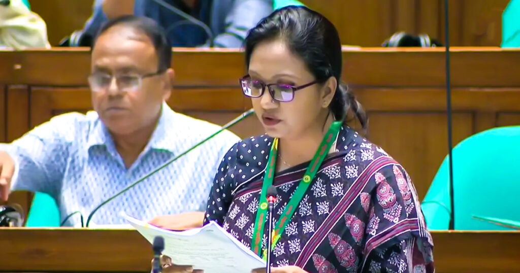 ২০৩০ সালের মধ্যে ১ কোটি ৬১ লাখ পরিবার পাচ্ছে ‘ফ্যামিলি কার্ড’ ২০৩০ সালের মধ্যে ১ কোটি ৬১ লাখ পরিবার পাচ্ছে ‘ফ্যামিলি কার্ড’
