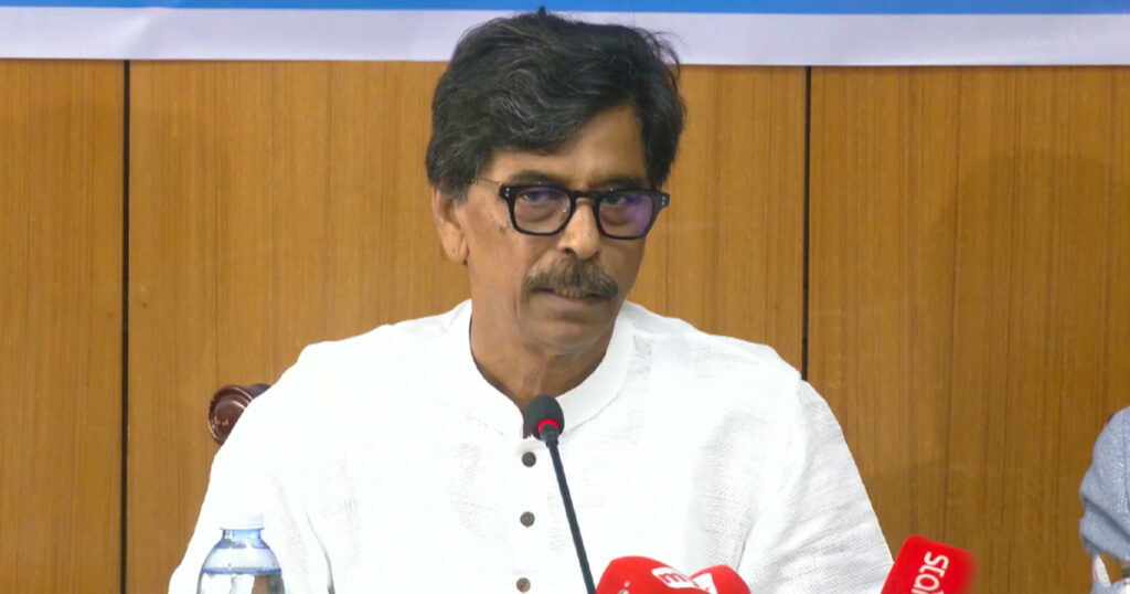 ‎কৃষি কার্ডের কারণে মধ্যস্বত্বভোগীরা সুবিধা নিতে পারবে না কৃষিমন্ত্রী