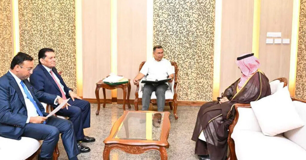 প্রধানমন্ত্রীকে সৌদি সফরের আমন্ত্রণ