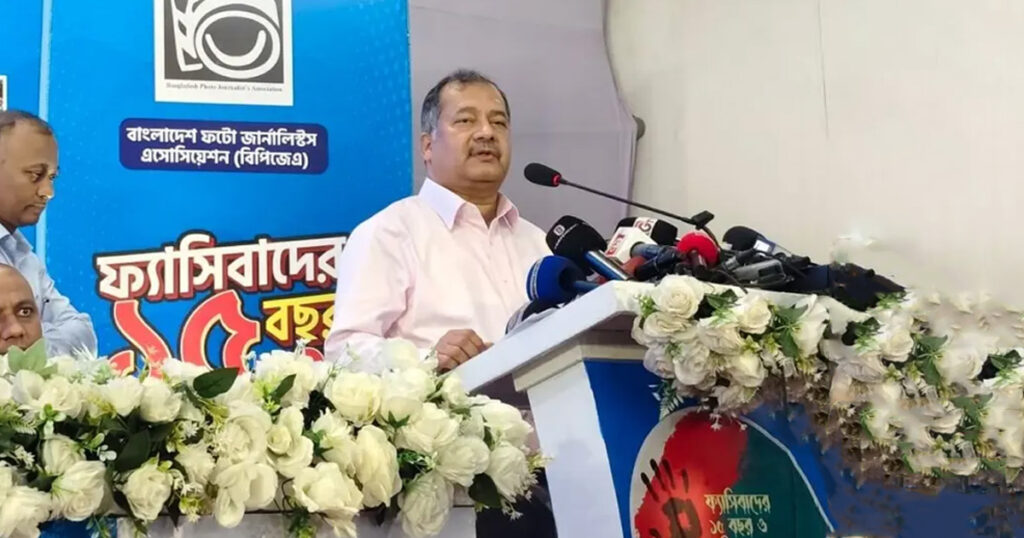 ফ্যাসিবাদ উৎখাতের পর্ব শেষ, এখন দেশ গড়ার পালা: তথ্যমন্ত্রী ফ্যাসিবাদ উৎখাতের পর্ব শেষ, এখন দেশ গড়ার পালা তথ্যমন্ত্রী