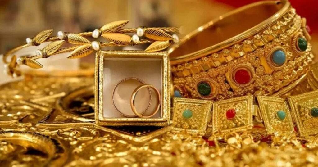 বিশ্ববাজারে স্বর্ণের দামে বড় লাফ