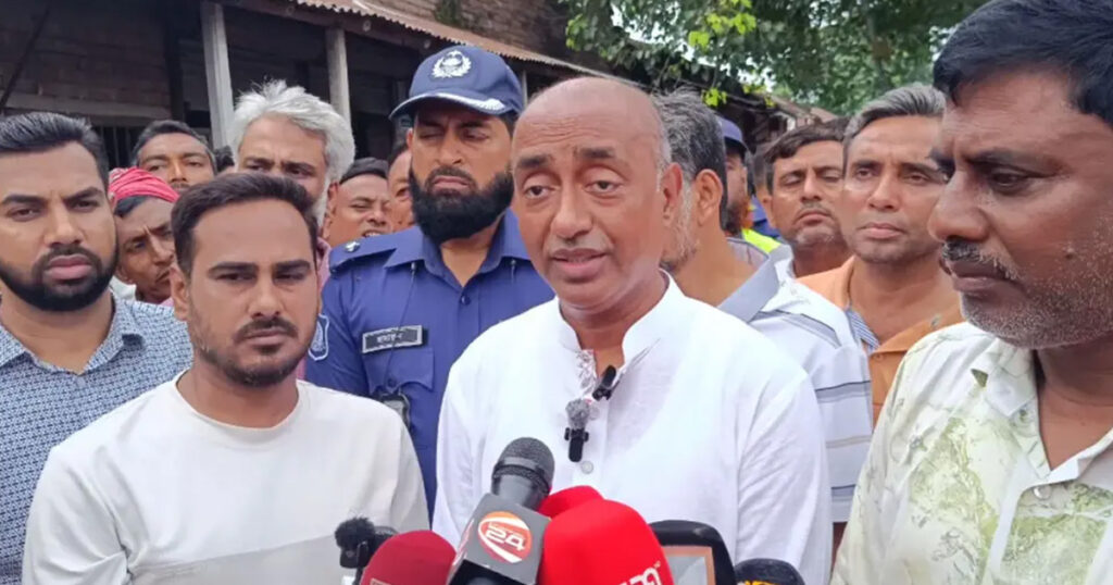 সিন্ডিকেট ভেঙে প্রান্তিক কৃষককে লাভবান করার উদ্যোগ নেওয়া হচ্ছে: আইনমন্ত্রী সিন্ডিকেট ভেঙে প্রান্তিক কৃষককে লাভবান করার উদ্যোগ নেওয়া হচ্ছে আইনমন্ত্রী