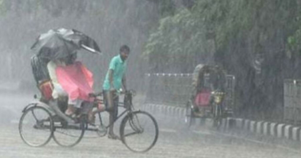 ঢাকা ও পার্শ্ববর্তী এলাকায় দুপুরের মধ্যে বজ্রবৃষ্টির সম্ভাবনা