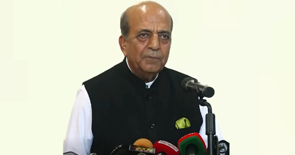 বাংলাদেশ-ভারত সম্পর্ক অতীতে আটকে থাকার সুযোগ নেই দীনেশ ত্রিবেদী