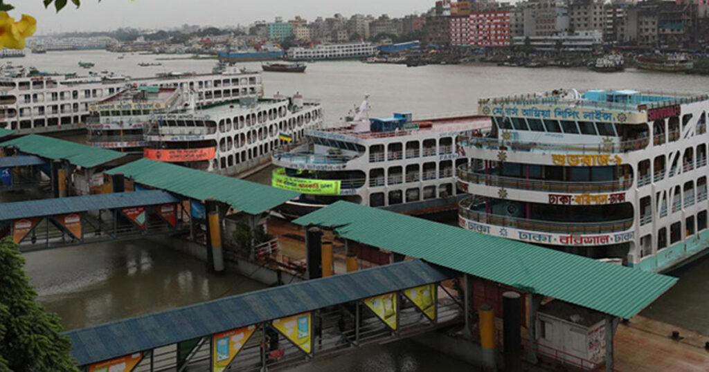 বাসের পর এবার বাড়ল লঞ্চ ভাড়া