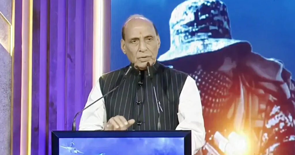 ভারতের জাতীয় নিরাপত্তার প্রশ্নে বিন্দুমাত্র আপস করা হবে না রাজনাথ সিং