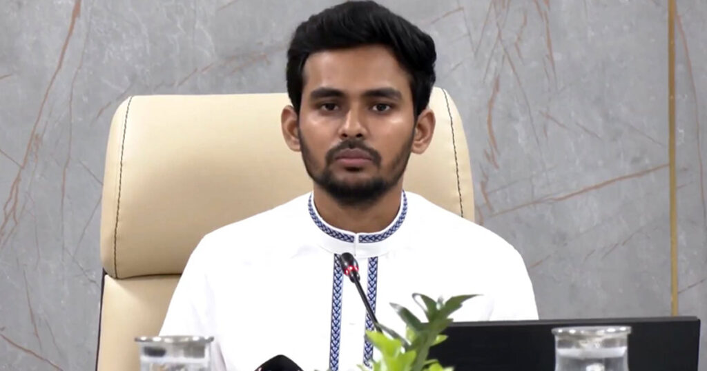 সাবেক উপদেষ্টা আসিফ মাহমুদের বিরুদ্ধে অনুসন্ধানে নেমেছে দুদক