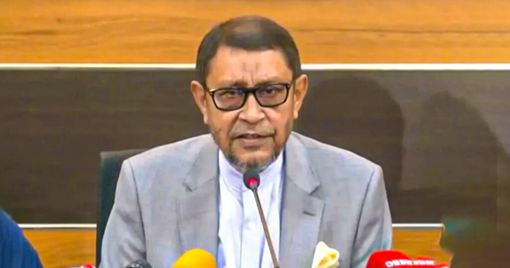 আগামী তিন মাসে বিপুল ডাক্তার-নার্স নিয়োগ দেবে সরকার: স্বাস্থ্যমন্ত্রী স্বাস্থ্যমন্ত্রী