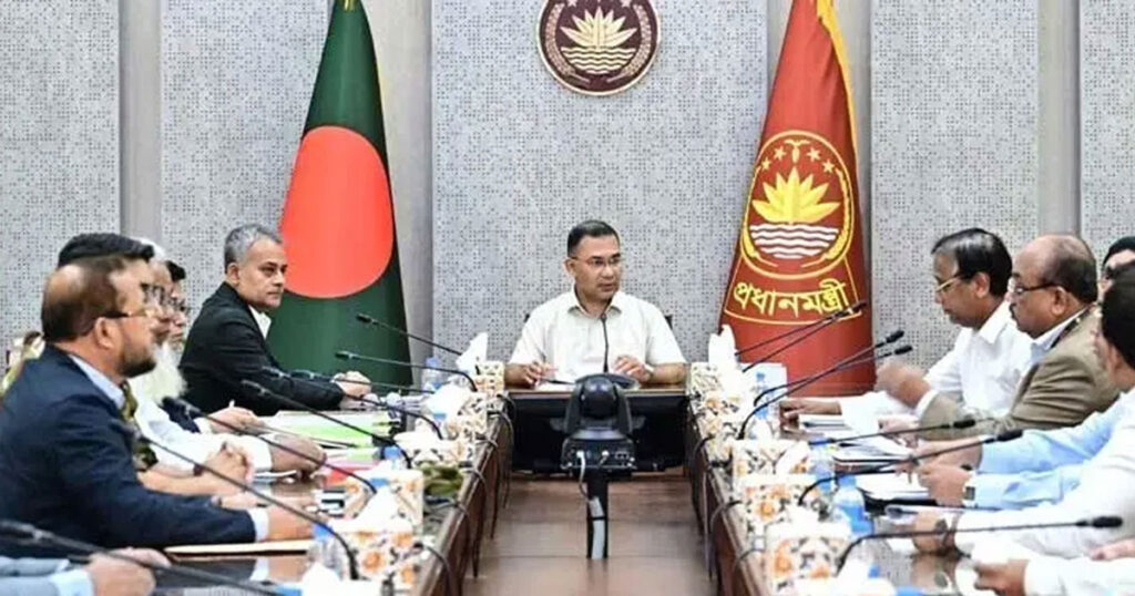 ঢাকায় বৃত্তাকার সড়ক নির্মাণকাজে গতি বাড়ানোর নির্দেশ প্রধানমন্ত্রীর