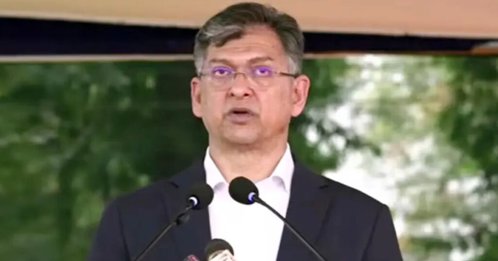 দেশে আইনের শাসন প্রতিষ্ঠায় পুলিশের ভূমিকা অগ্রগণ্য