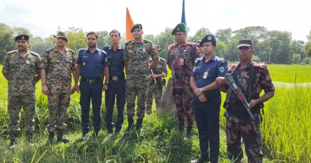 বিএসএফের হাতে আটক ২ পুলিশকে ফেরত আনল বিজিবি