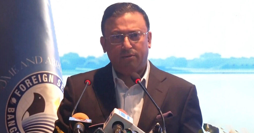 মক্কা-মদিনা ইস্যুতে কোনো ছাড় নয়, সৌদিকে যেকোনো সহযোগিতায় প্রস্তুত ঢাকা: পররাষ্ট্র প্রতিমন্ত্রী